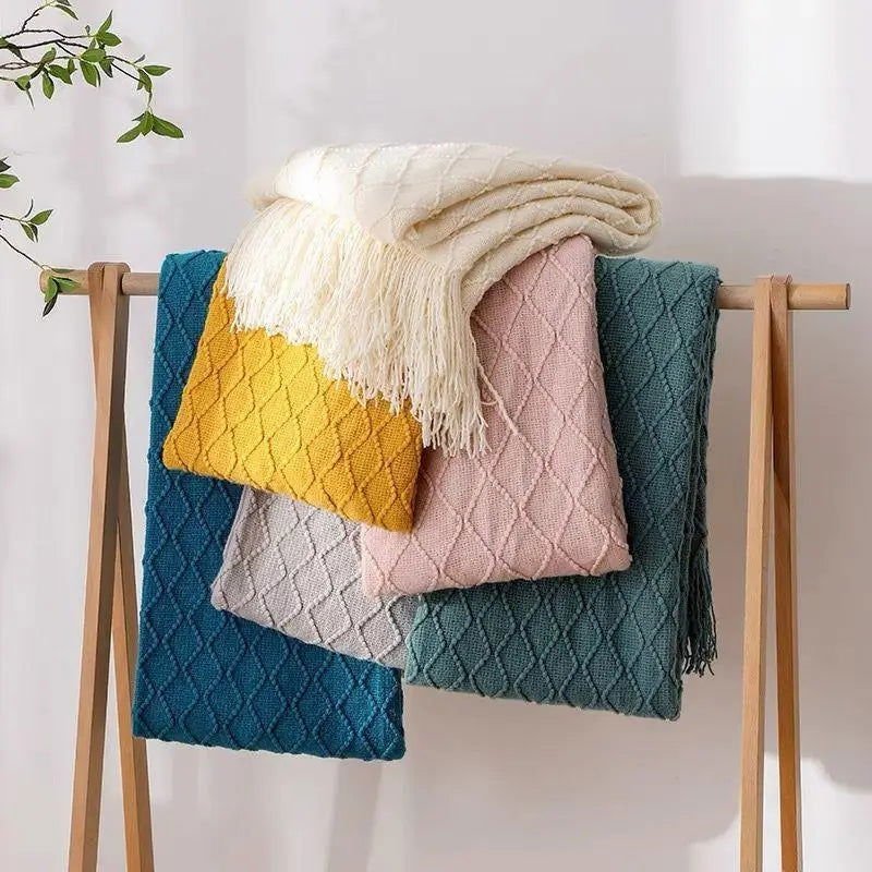 Blanket - Knitted 11 colors – Premium Quality and Elegant Design (50x70" & 51x90") - Serenity Factory